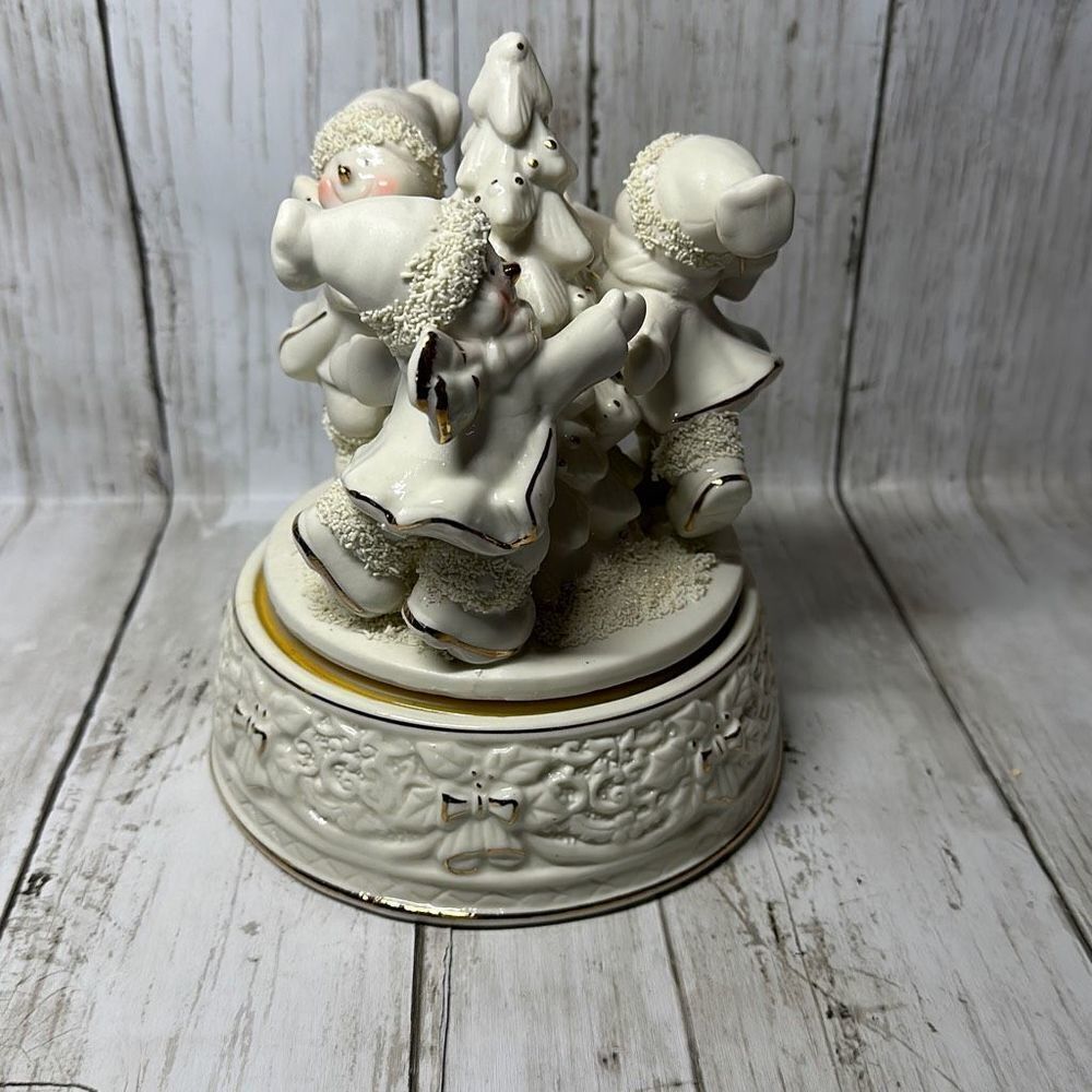 Porcelain Dancing‎ Snowman Music Box Christmas